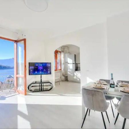 Apartment With View Lake Maggiore/Laveno Mombello Exterior foto