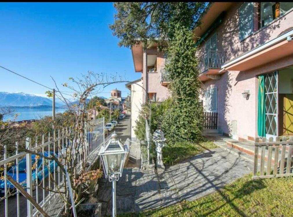 Apartment With View Lake Maggiore/Laveno Mombello Exterior foto